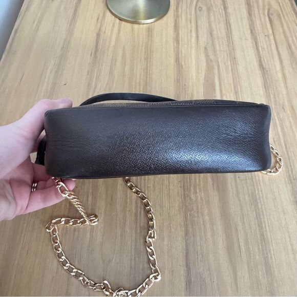✅AUTHENTIC✅LOUIS VUITTON TRUTH EBENE POUCH - Picture 9 of 15
